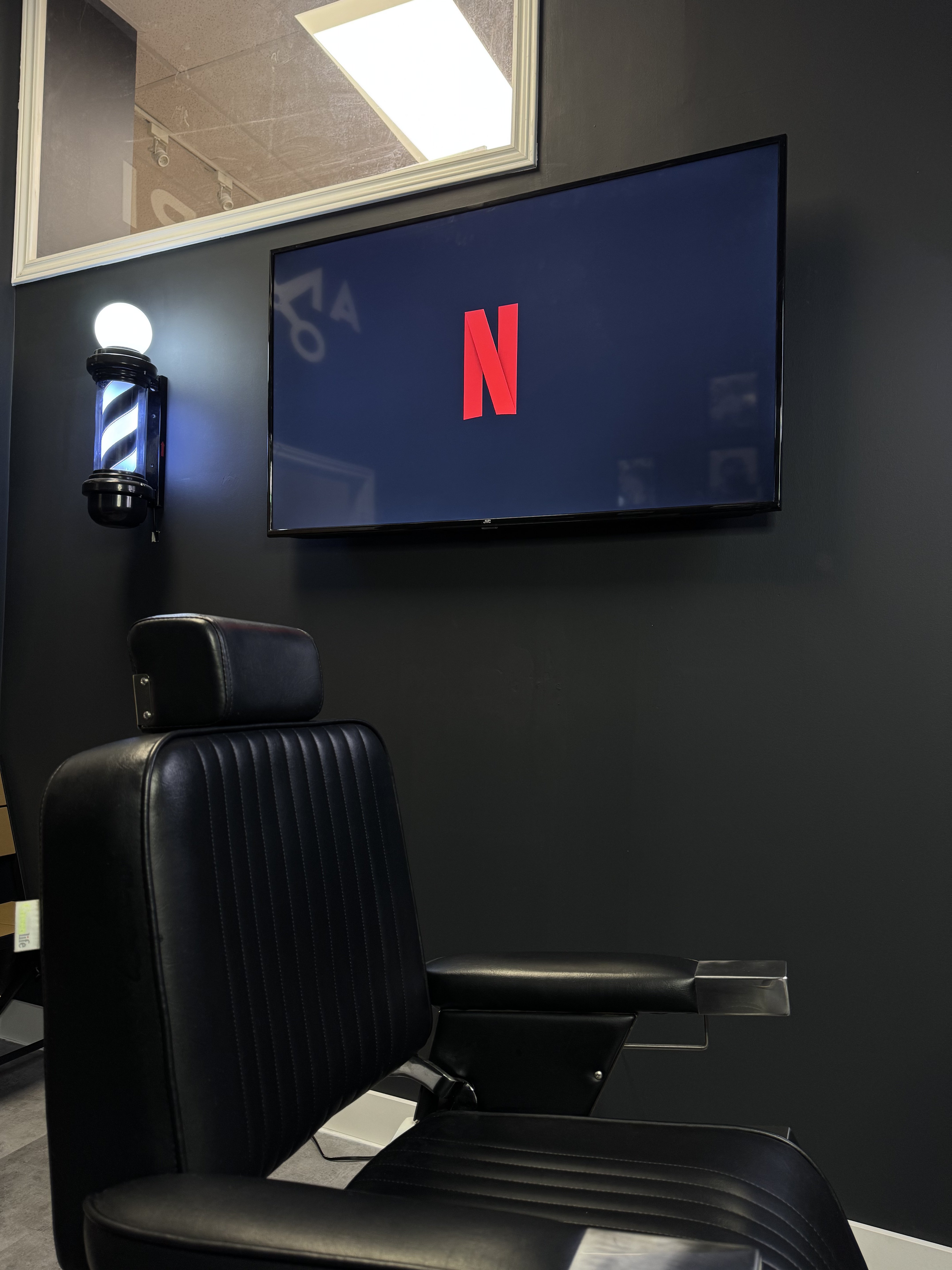 Amori Cuts Hamilton Work 3