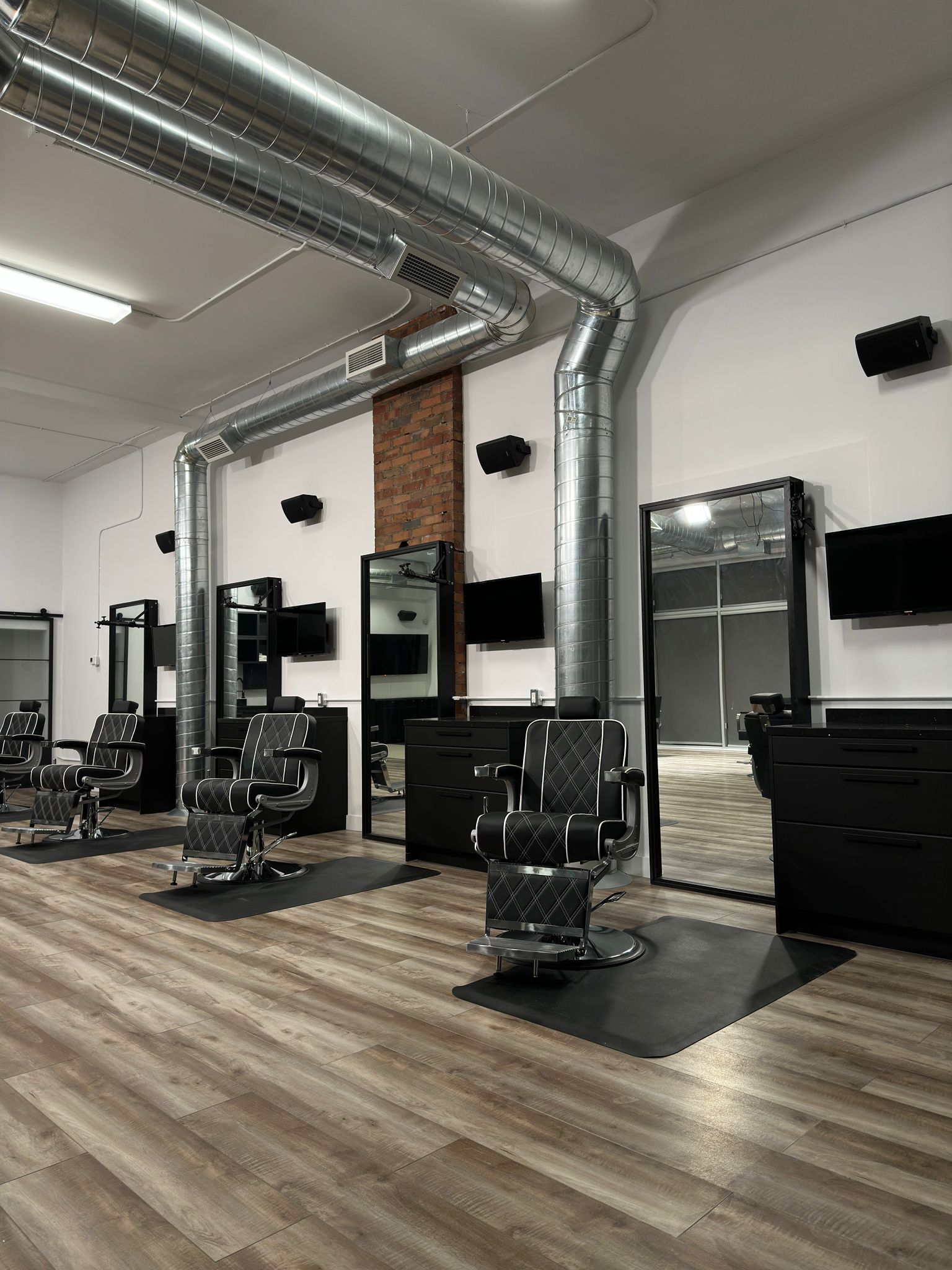 Amori Cuts Niagara Work 4